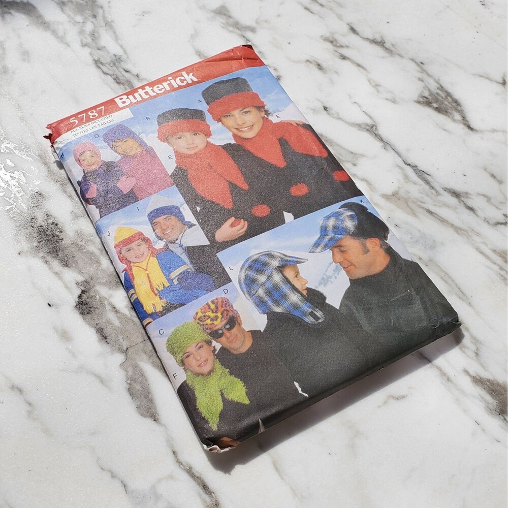 1990's Sewing Pattern for Matching Family Hats, Scarves and Mittens